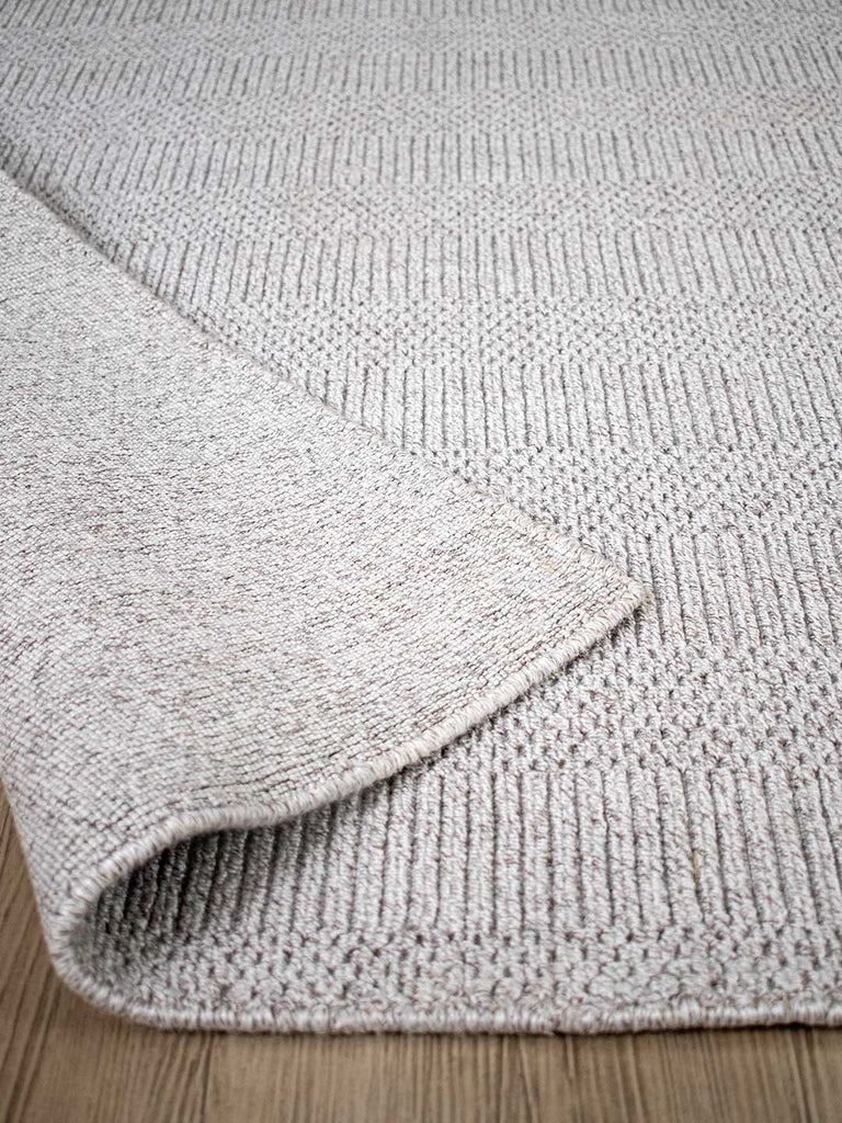 Drake Rug - Silver - 4 Colours